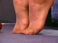 Kerry`s Foot Fantasies - Szene 3